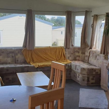 Private Caravan Situated At Parkdean Holiday Resort St Margaret'S At Cliffe Number 18 Экстерьер фото