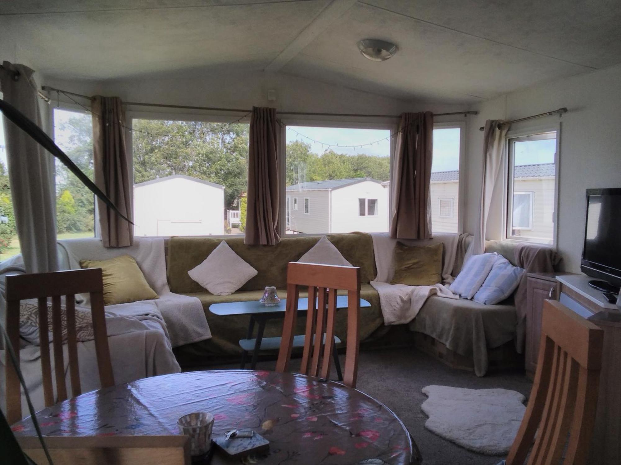 Private Caravan Situated At Parkdean Holiday Resort St Margaret'S At Cliffe Number 18 Экстерьер фото